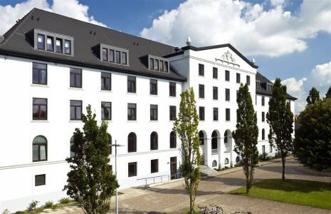 Klassenfahrtenfuchs - Klassenfahrt Bremerhaven - havenhostel Aussenansicht