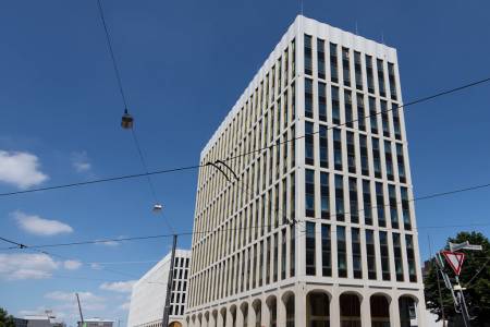 Klassenfahrtenfuchs - Klassenfahrt Bremen- Meininger Hotel Bremen- Außenansicht