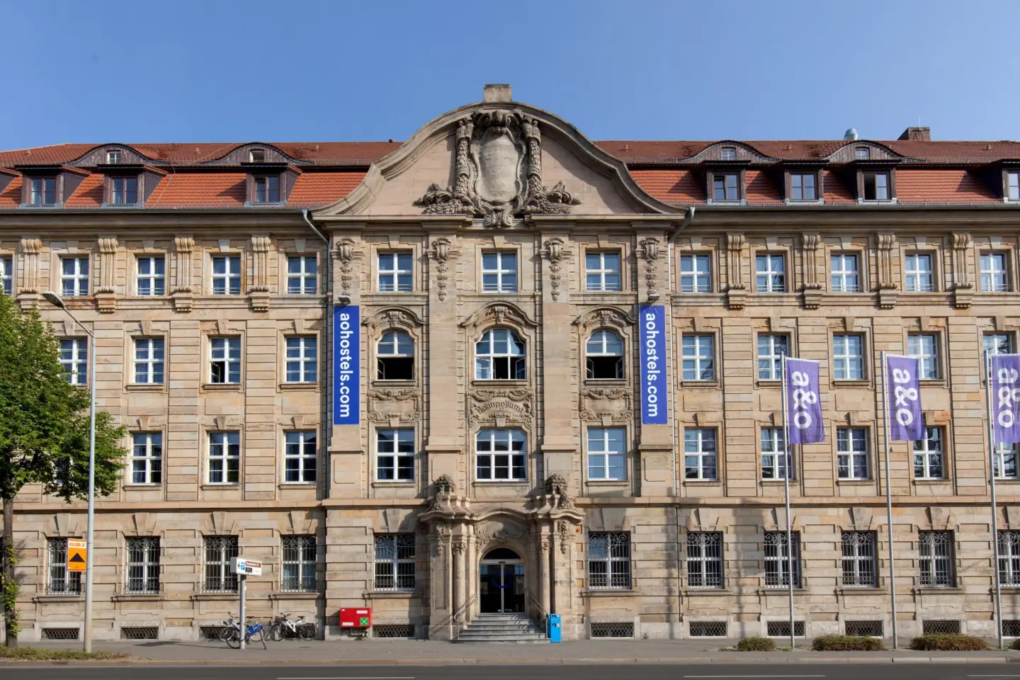 Klassenfahrt Leipzig - Frontansicht des Hostels