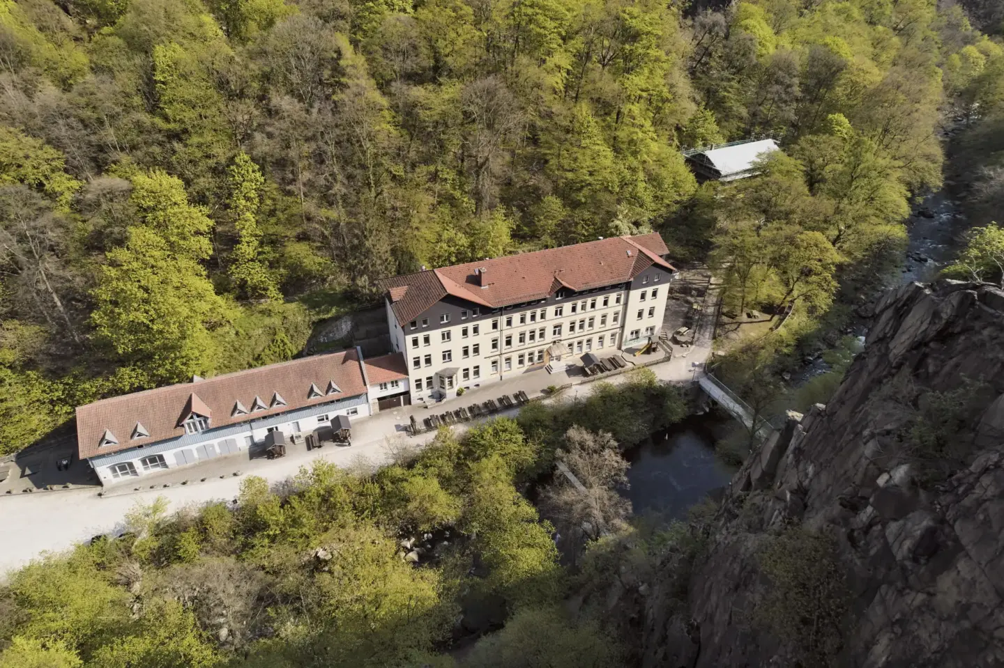 Klassenfahrt Thale - Außenansicht aus der Vogelperspektive