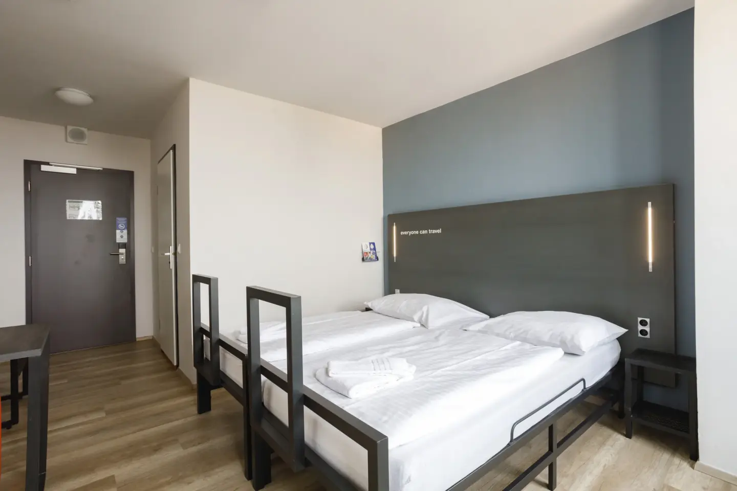 Klassenfahrt Prag - Zweibettzimmer mit Doppelbett