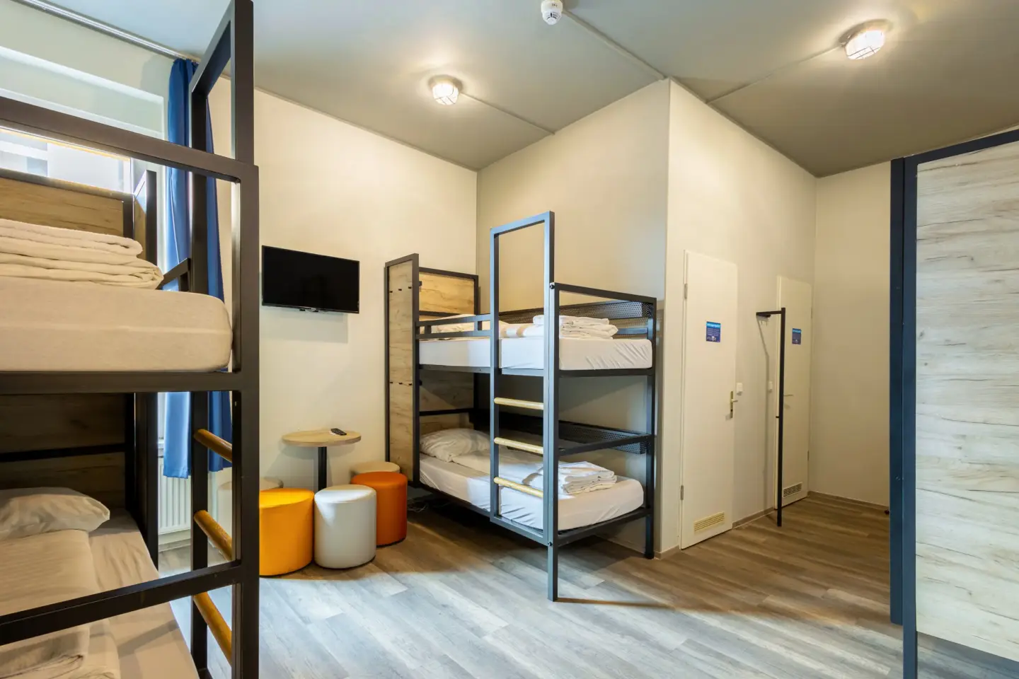 Klassenfahrt Dortmund - Sechsbettzimmer mit Doppelstockbetten