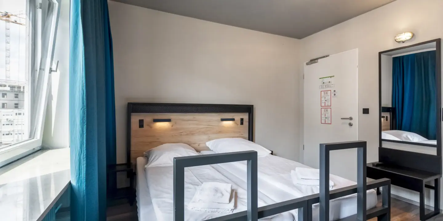 Klassenfahrt Nürnberg - Zweibettzimmer mit Doppelbett