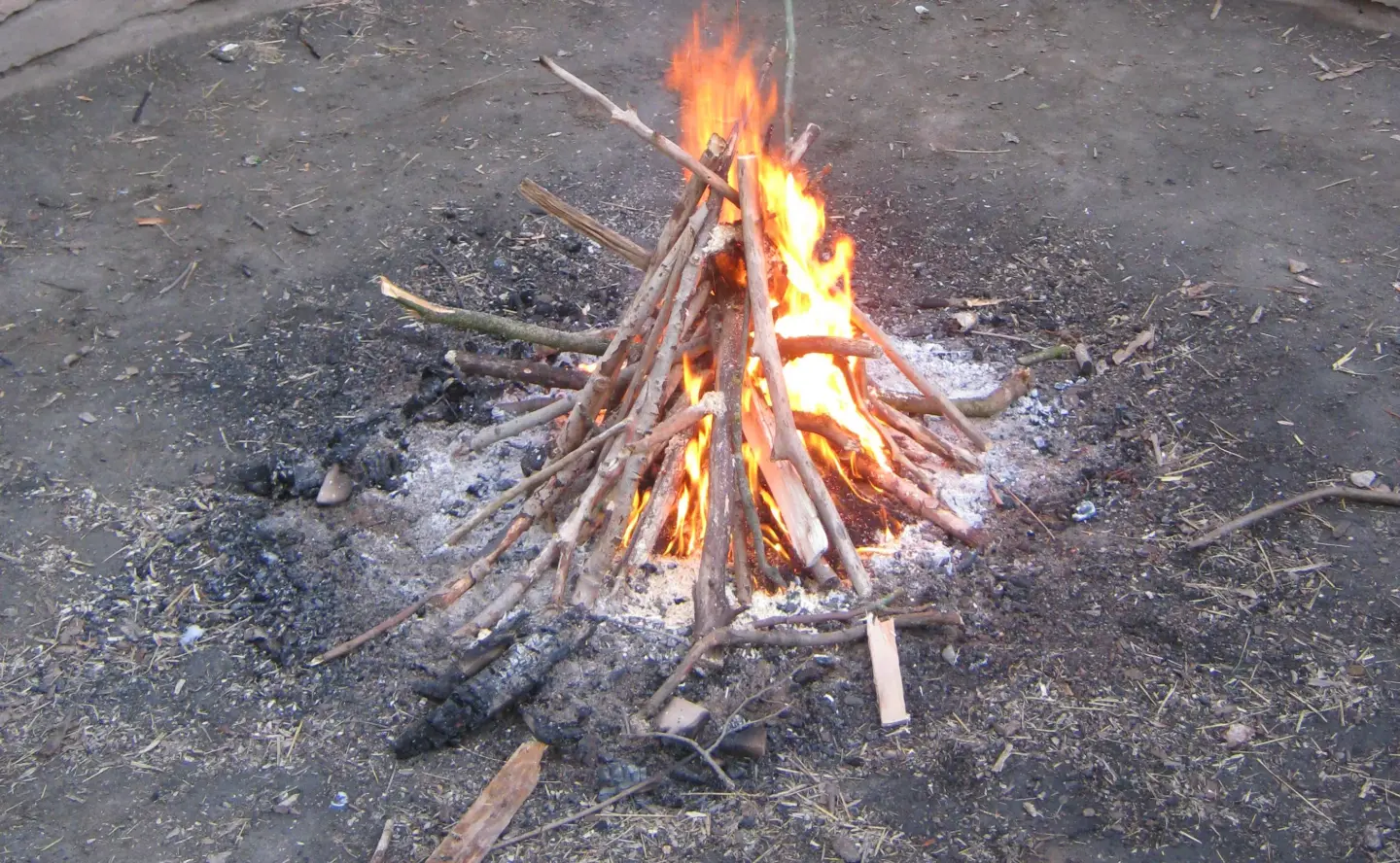 Klassenfahrt Rittergut - Lagerfeuer