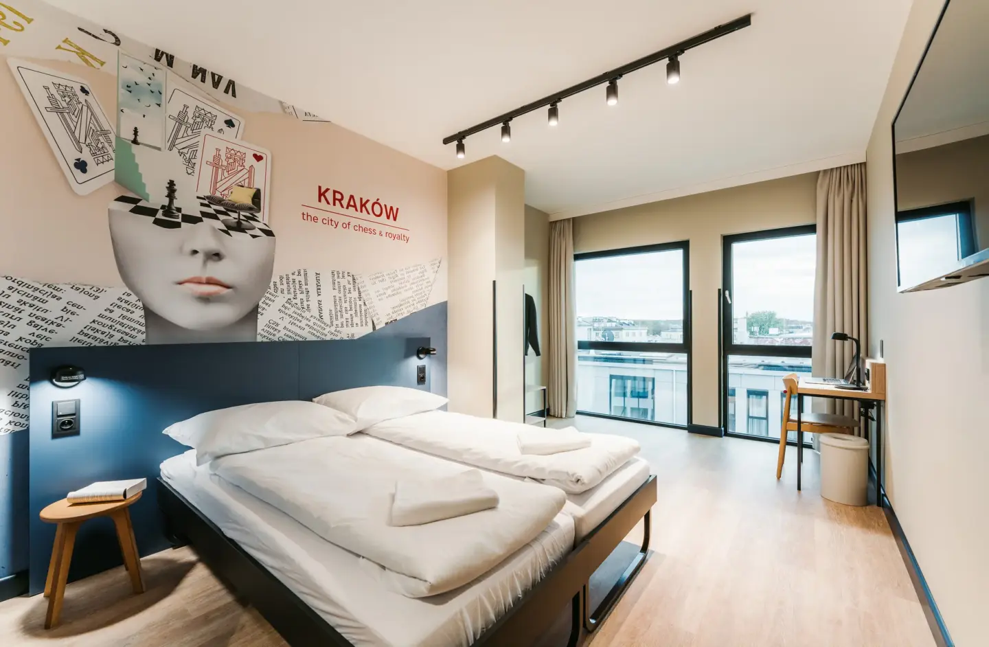 Klassenfahrt Krakau - Zweibettzimmer mit Doppelbett