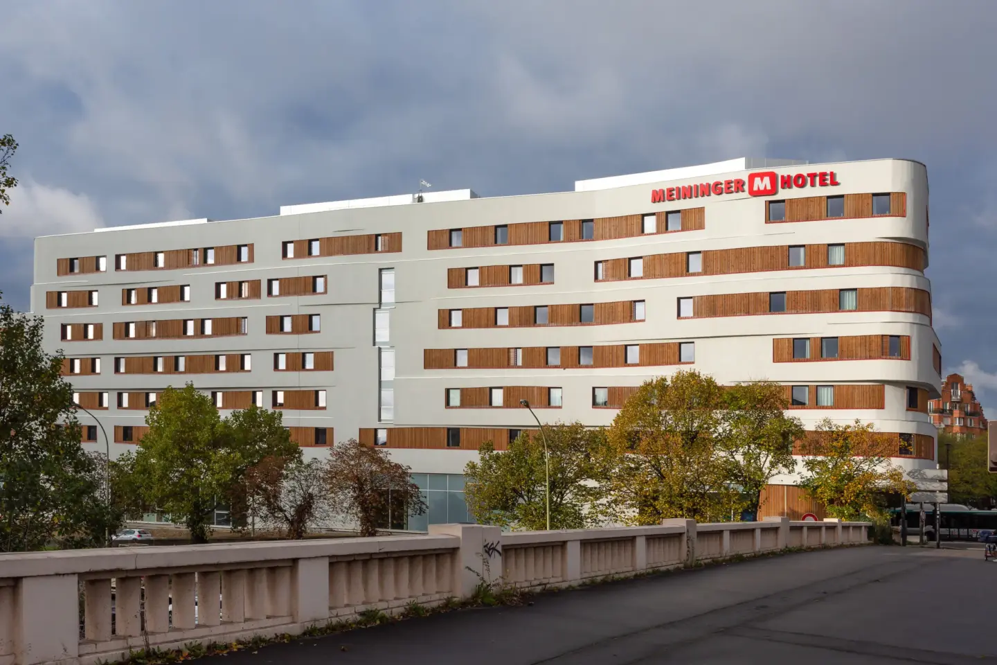 Klassenfahrt Paris - Außenansicht des Hotels